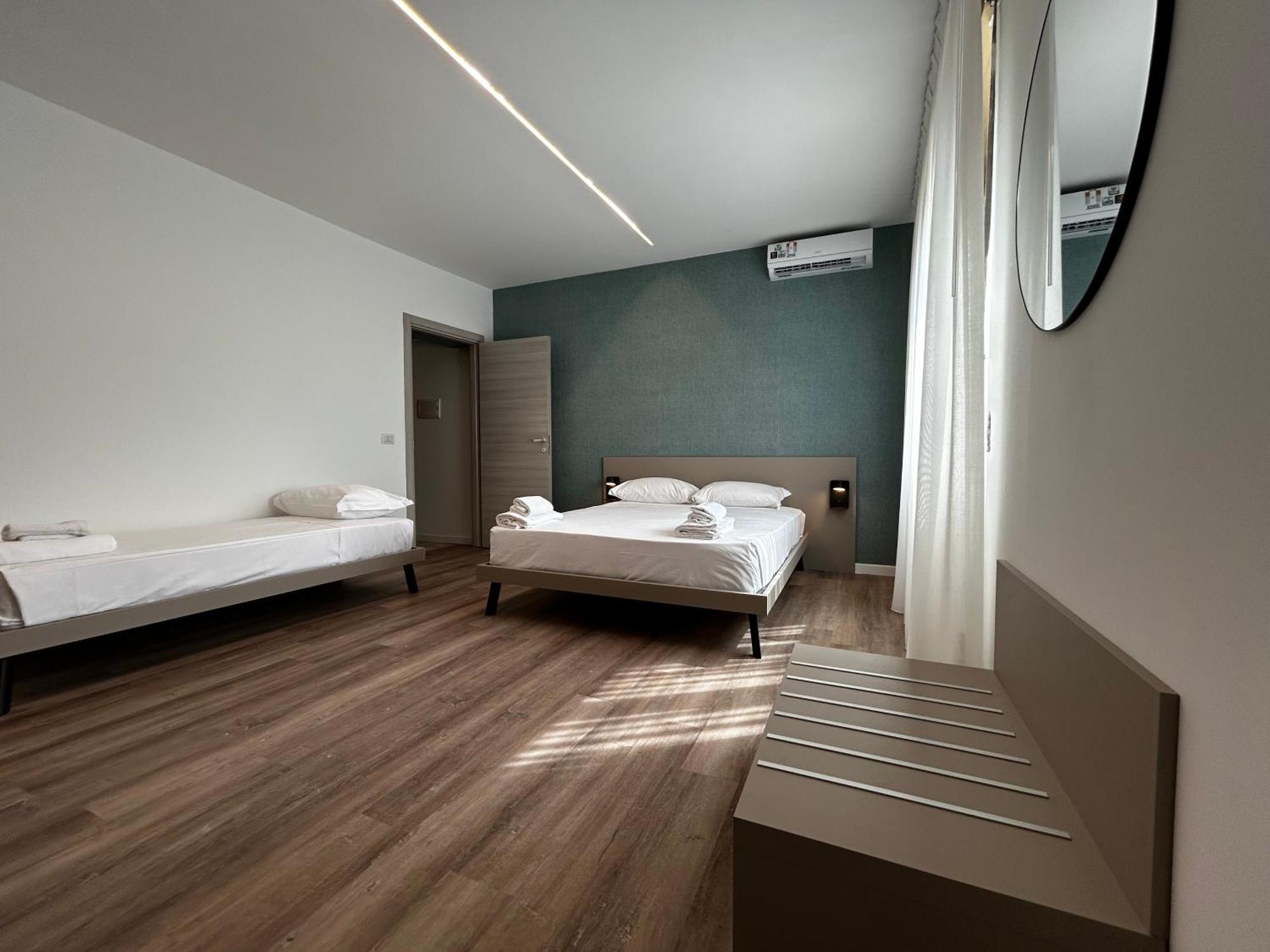 Catullo Lounge And Rooms Near The Airport Caselle  Екстериор снимка