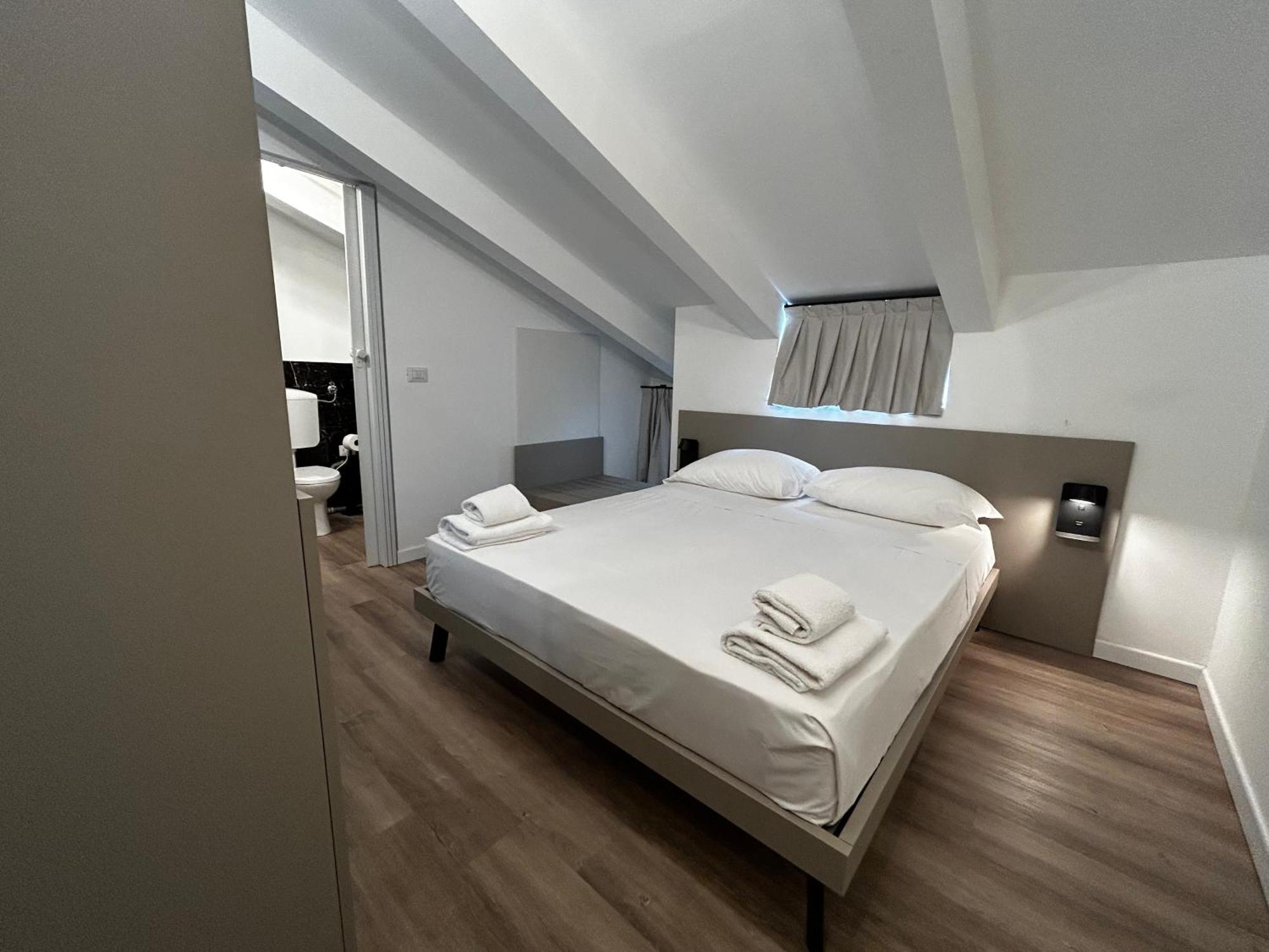 Catullo Lounge And Rooms Near The Airport Caselle  Екстериор снимка